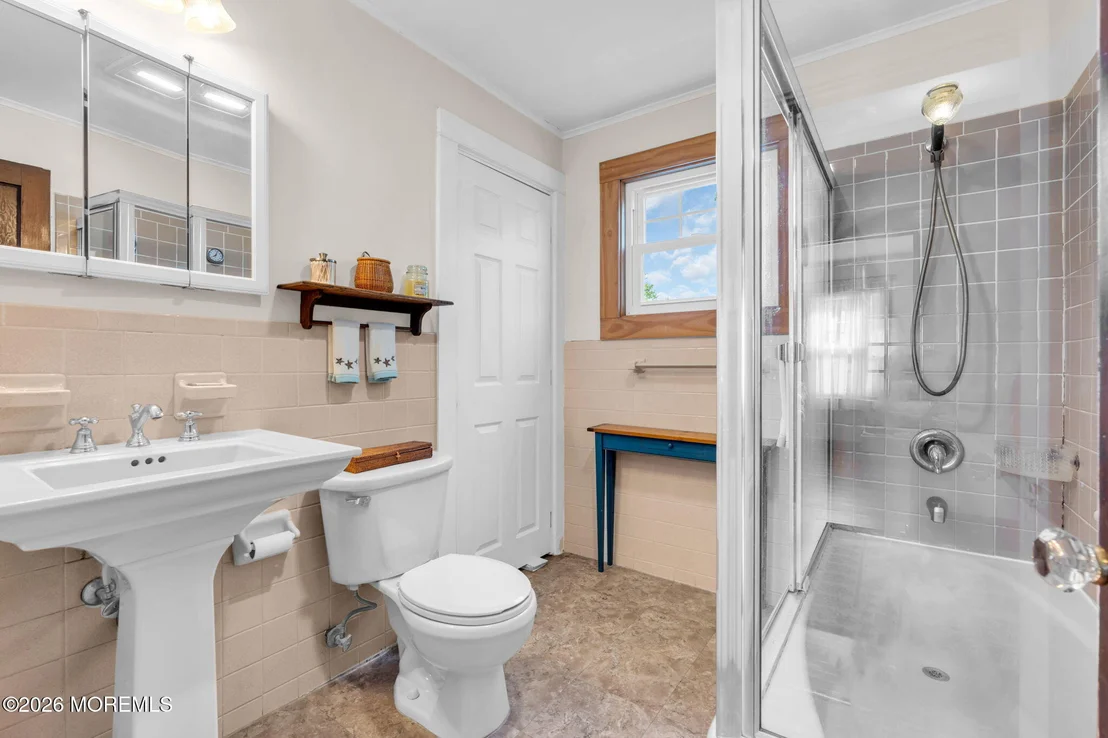 Photo of 39 Highland Avenue