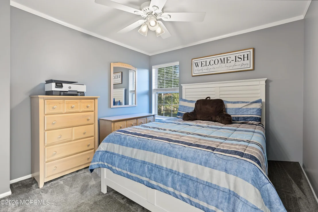 Photo of 611 Winterberry Boulevard