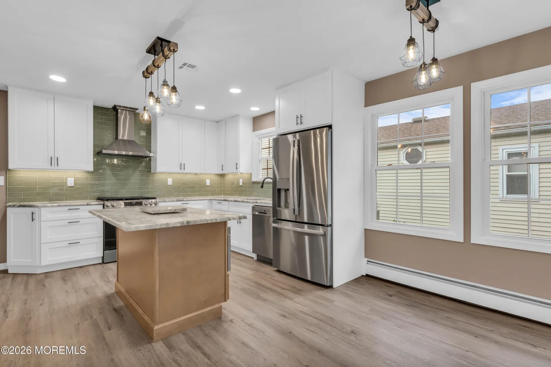 Photo of 134 Pulaski Boulevard