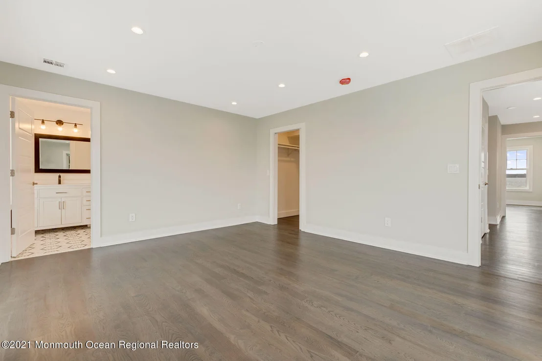 Photo of 114 Shore Drive