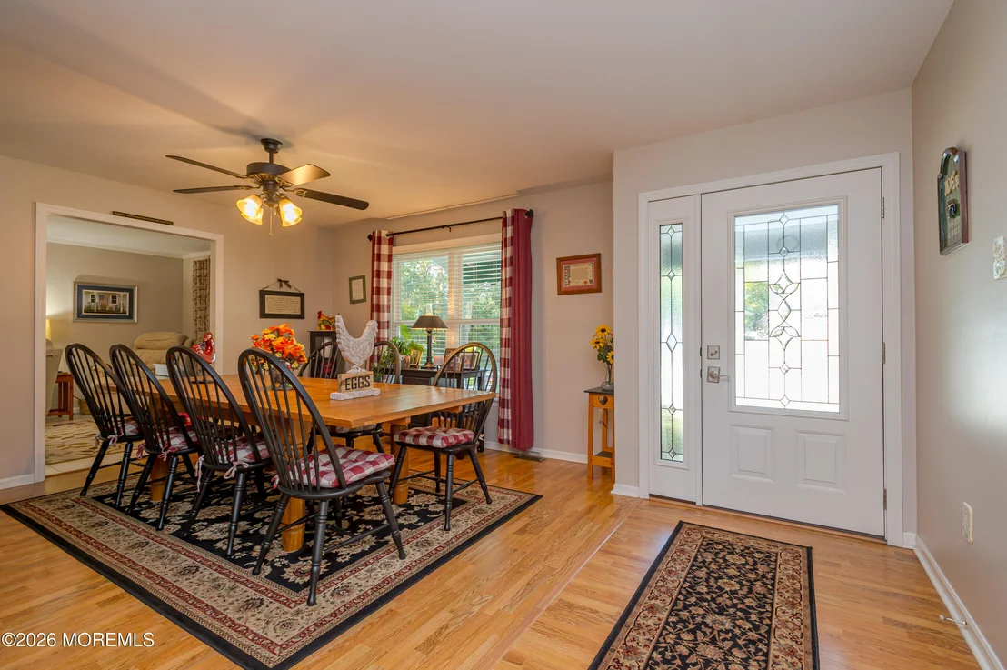 Photo of 445 Silverton Road
