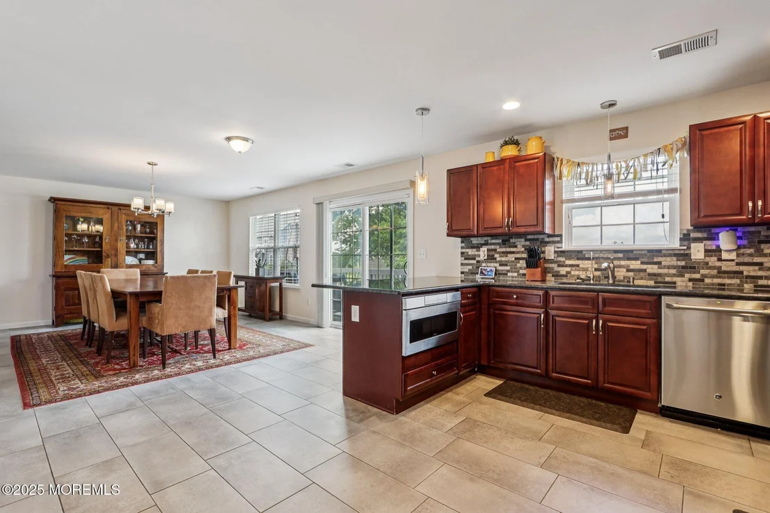 Photo of 725 Prospect Avenue