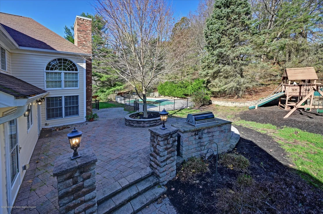 Photo of 7 Beverly Drive