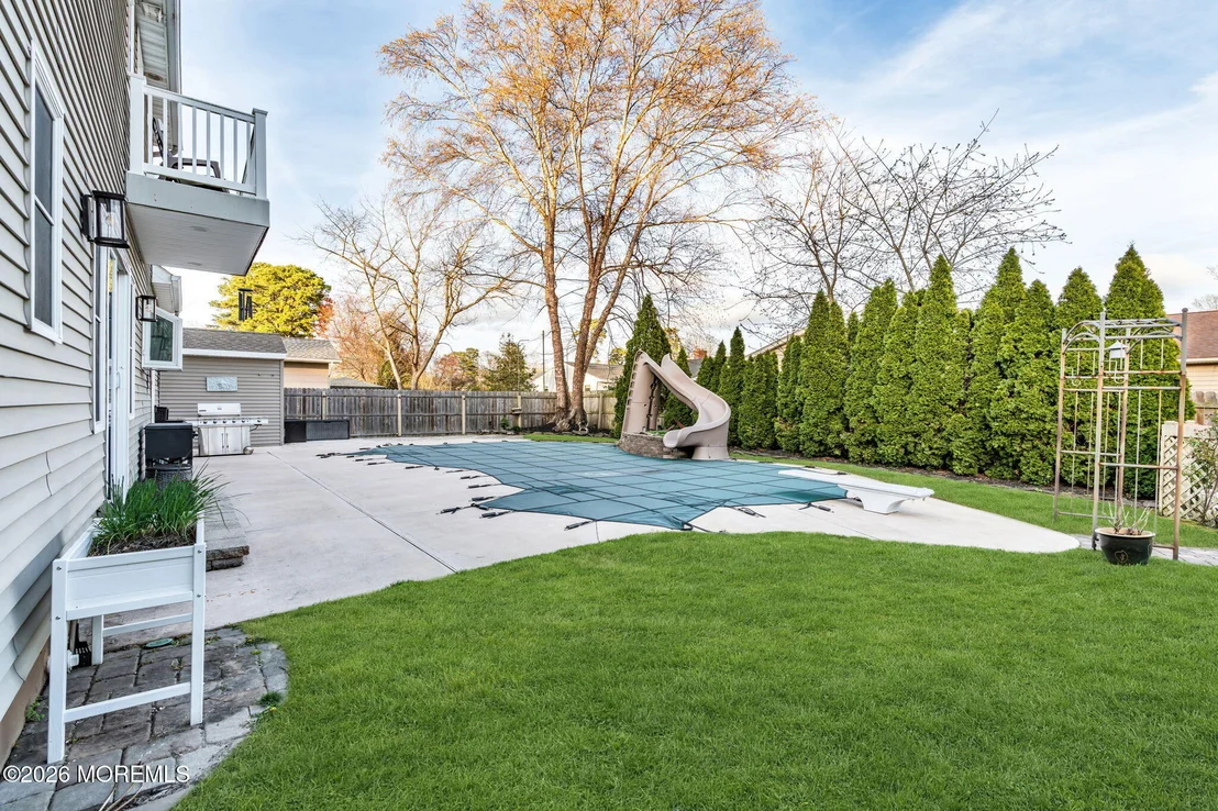 Photo of 475 Admiral Road