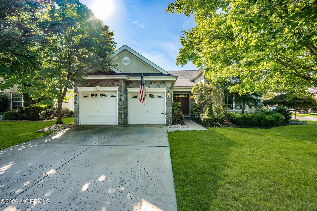 Photo of 1 Turnberry Place