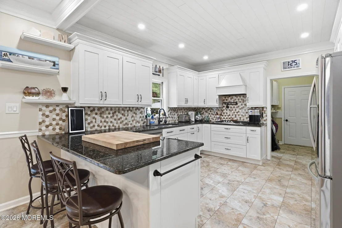 Photo of 711 Tall Oaks Drive