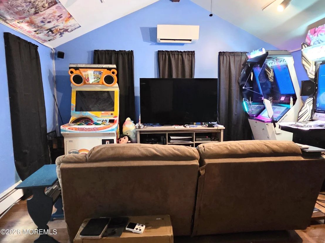 Photo of 1210 Taylor Lane