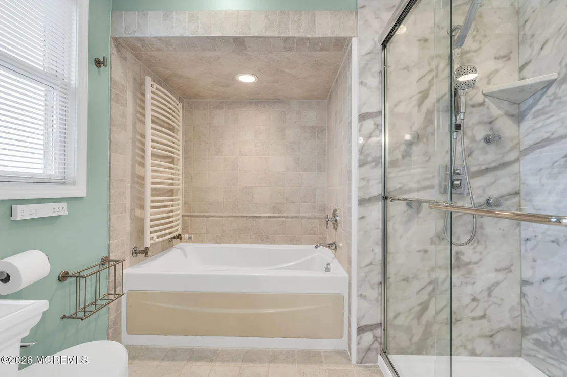Photo of 475 Admiral Road