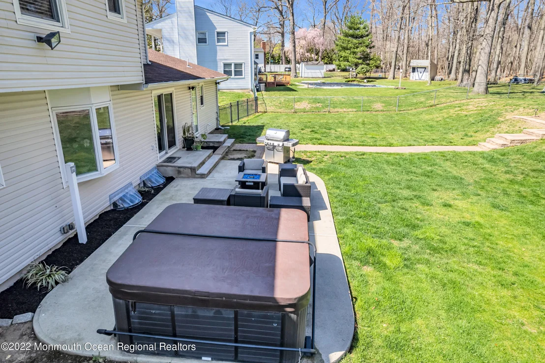 Photo of 7 Algonquin Drive