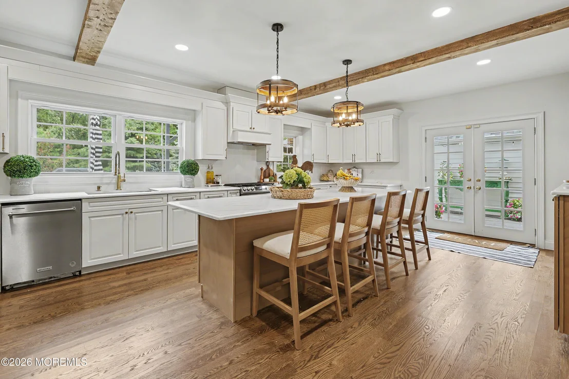 Photo of 700 Wright Debow Road