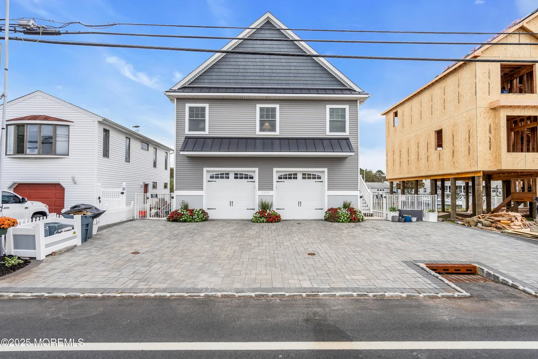 Photo of 1131 Beach Boulevard