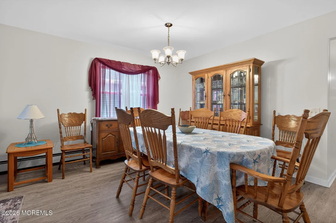 Photo of 152 Pulaski Boulevard