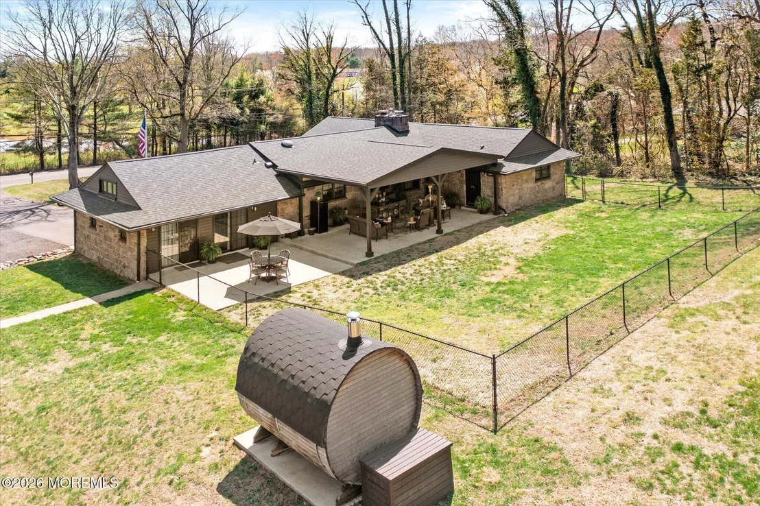 Photo of 158 Larrison Road