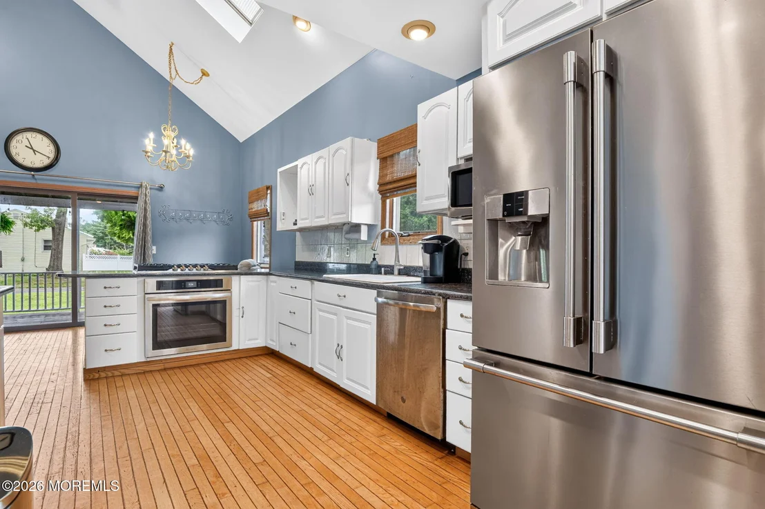 Photo of 210 Robbins Road
