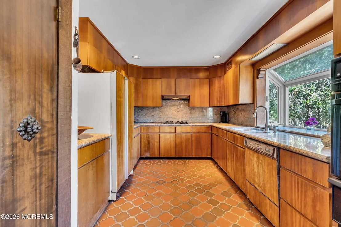 Photo of 6 Surrey Lane