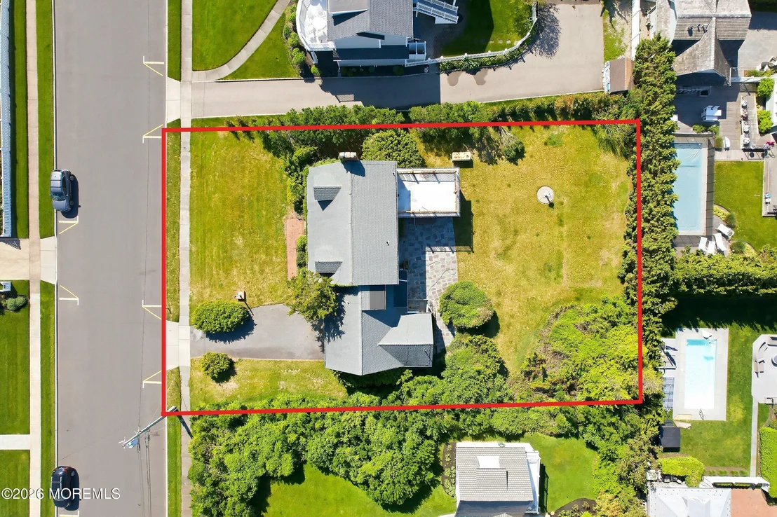 Photo of 7 Lorraine Avenue