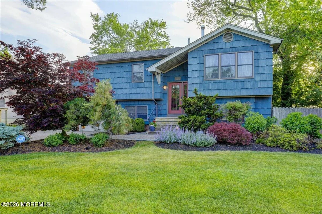 Photo of 5 Scheiber Drive