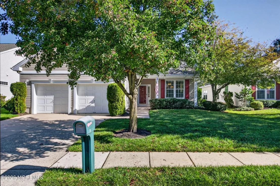 Photo of 6 Doral Way