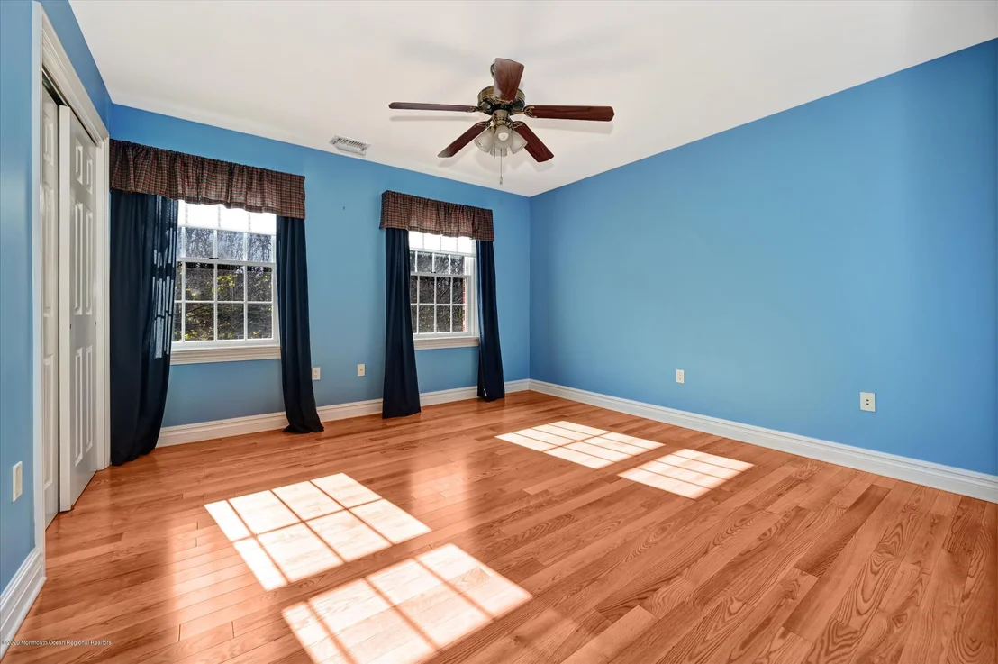 Photo of 7 Beverly Drive