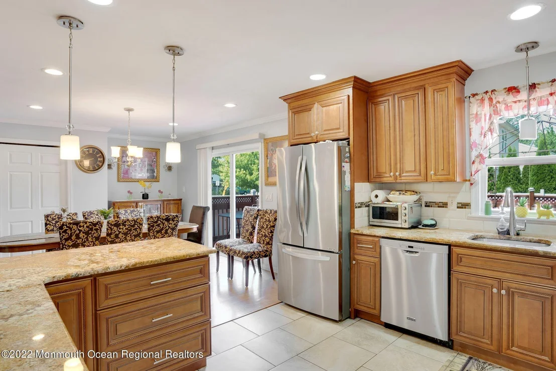 Photo of 2113 W Bangs Avenue