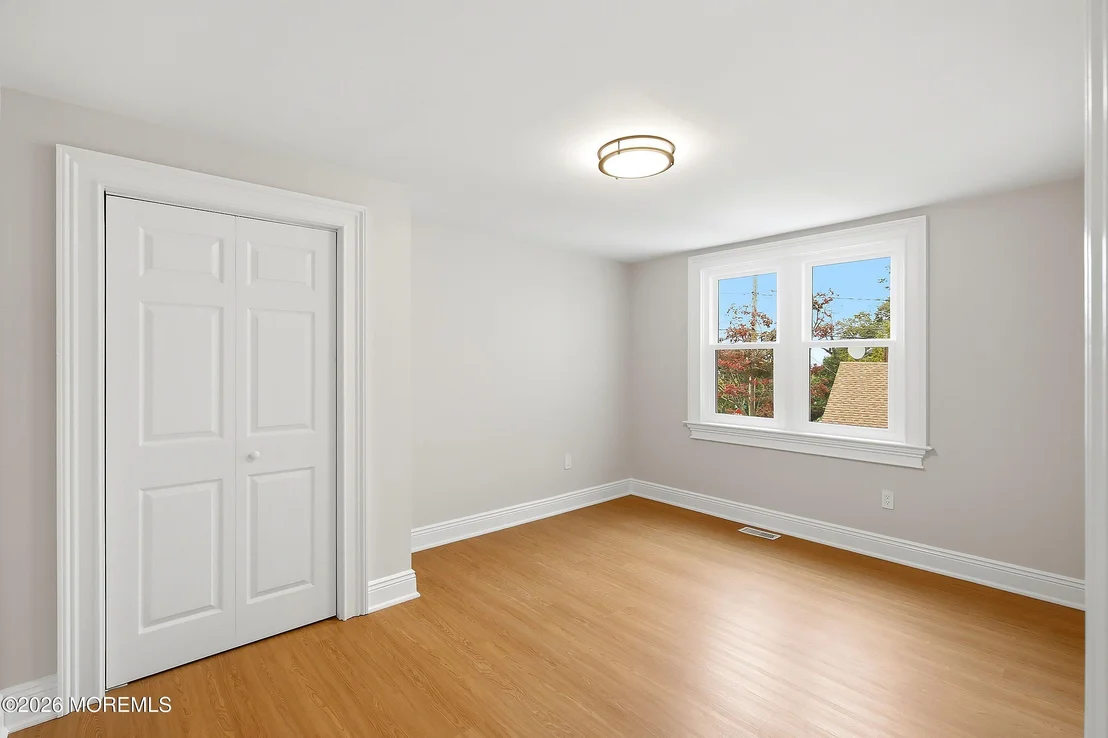 Photo of 4 Oneida Avenue