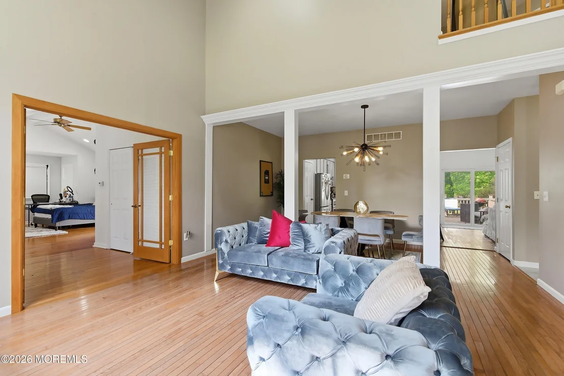 Photo of 406 Burke Road