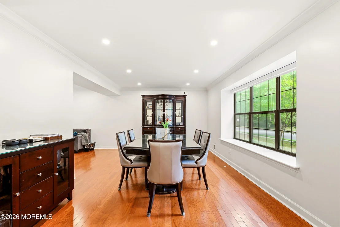 Photo of 302 Princeton Drive