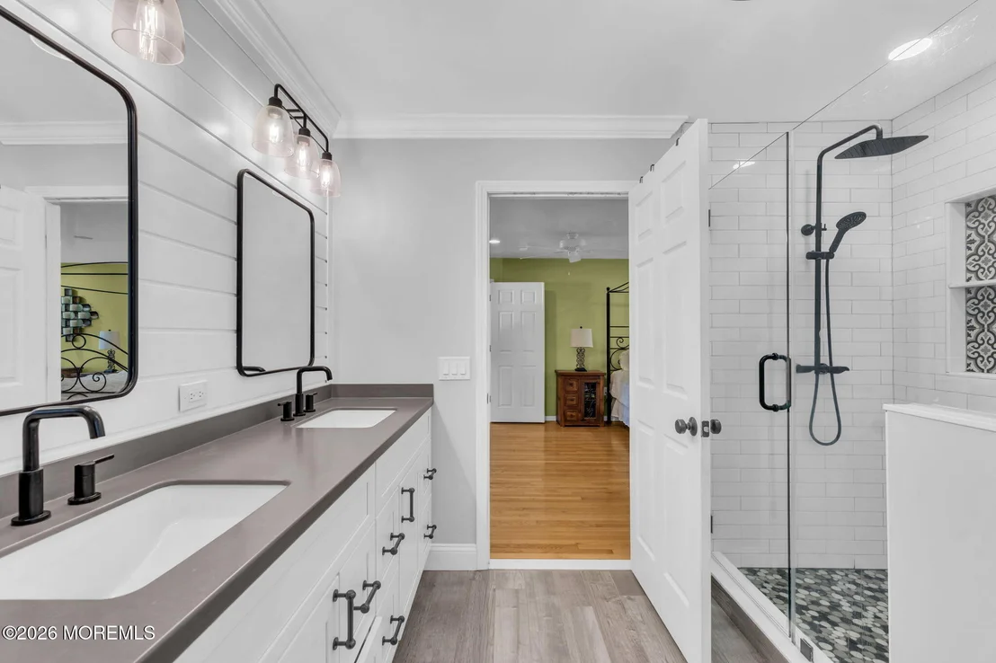 Photo of 15 Greenwich Drive