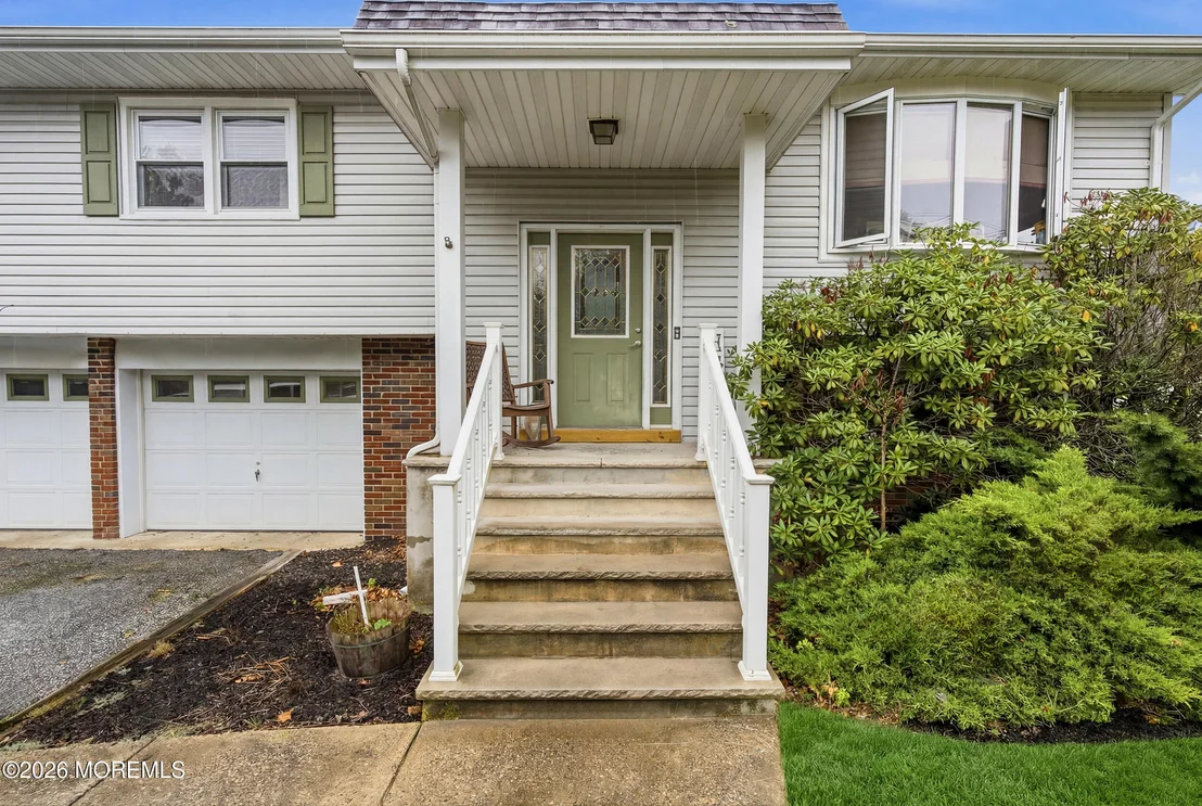 Photo of 652 Brookside Drive