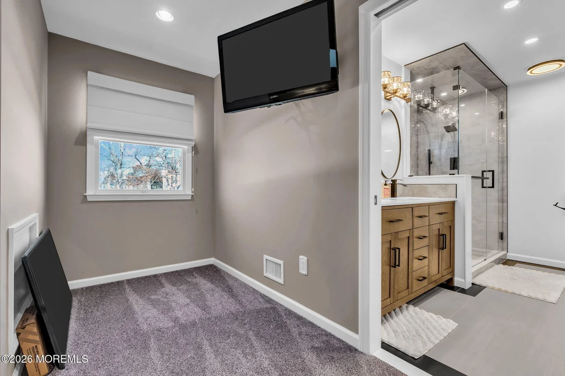Photo of 15 Eagle Drive