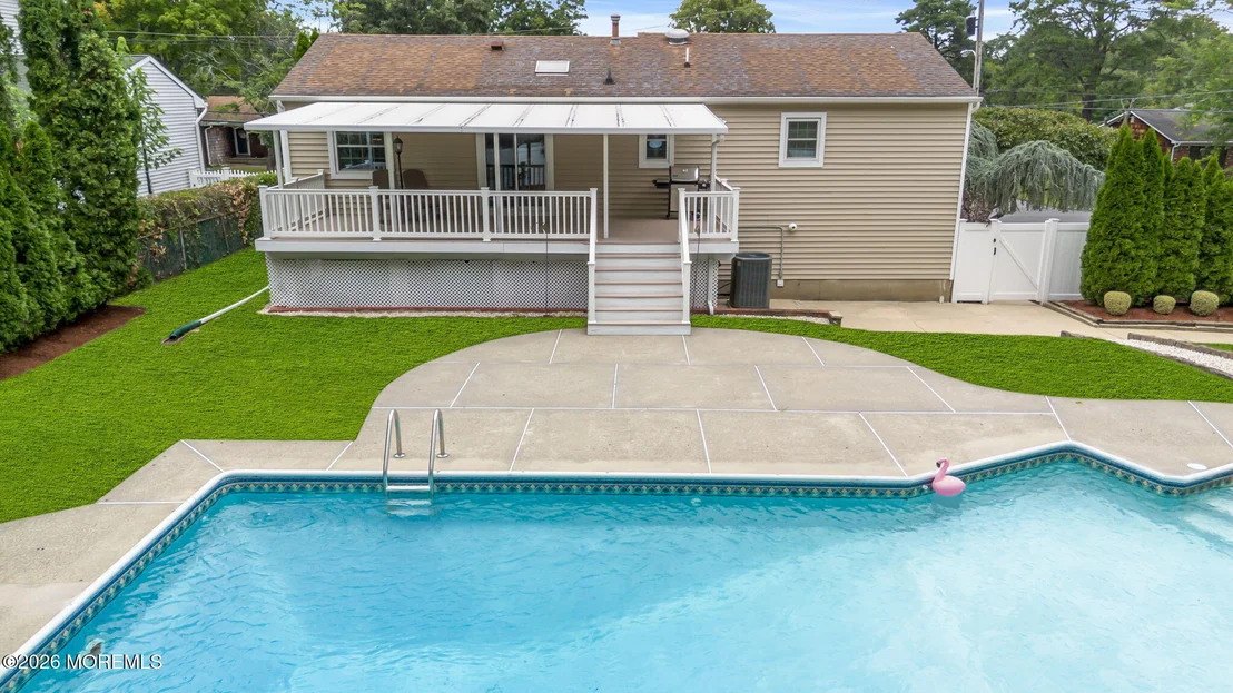 Photo of 205 Arizona Drive