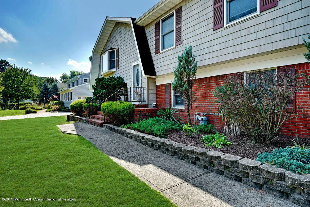 Photo of 1409 Roller Road