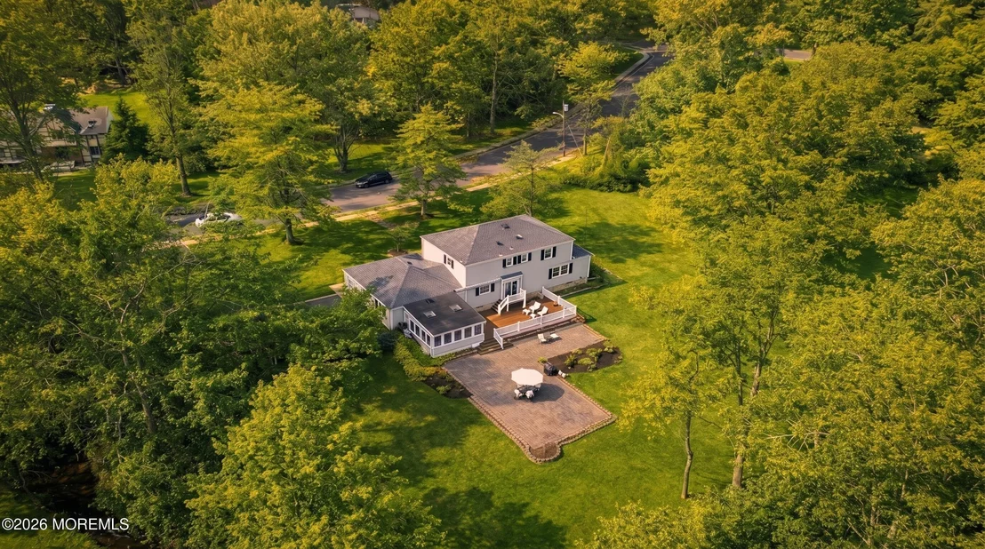 Photo of 11 Mohican Drive