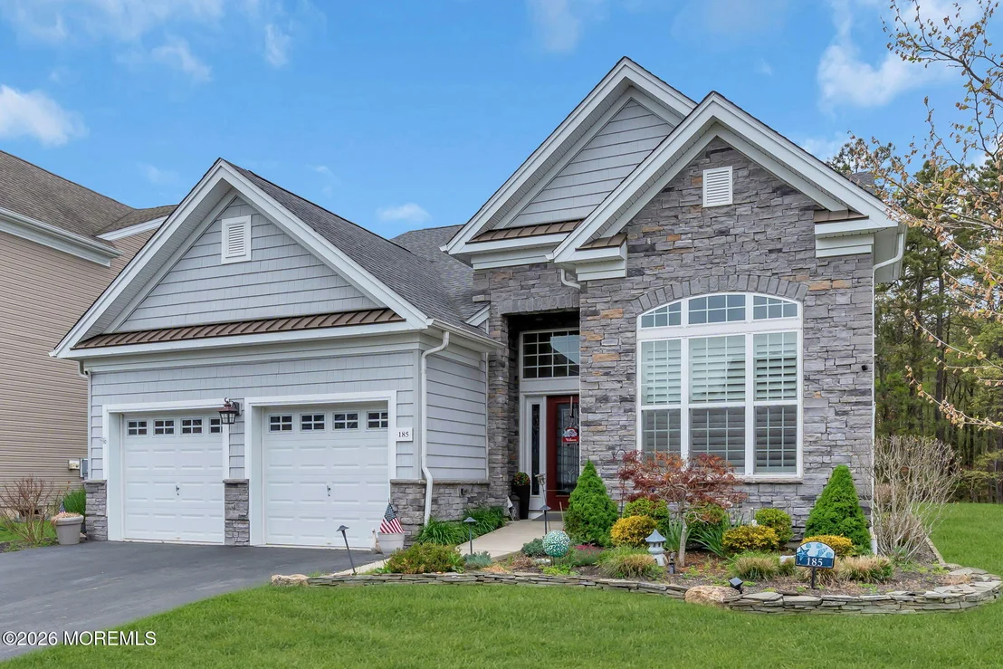 Photo of 185 Arborridge Drive