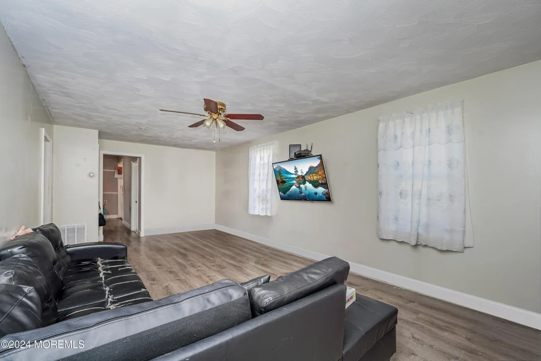 Photo of 1721 Bangs Avenue