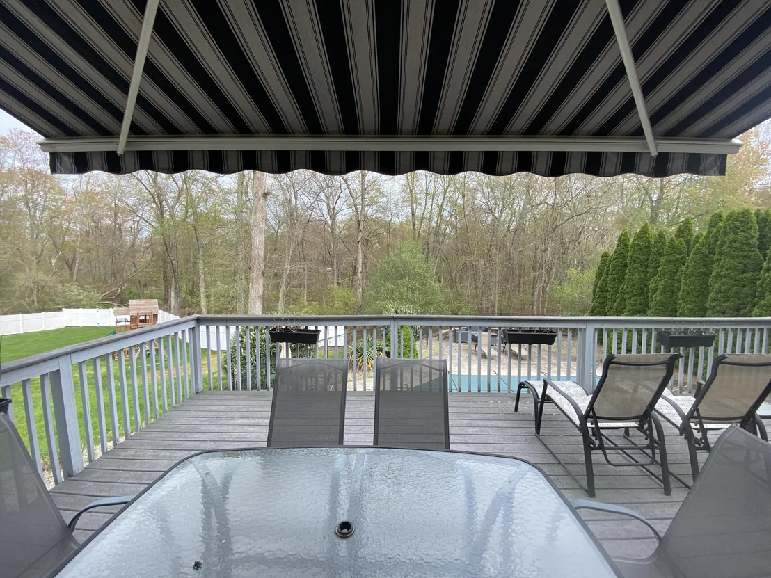 Photo of 7 River Edge Drive
