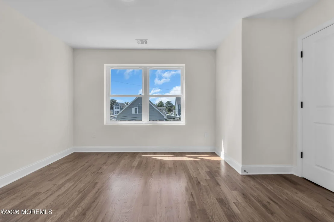 Photo of 917 5th Street