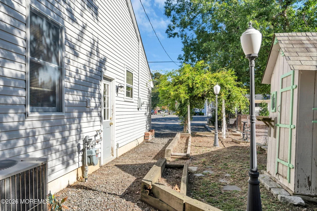 Photo of 141 Sunset Drive