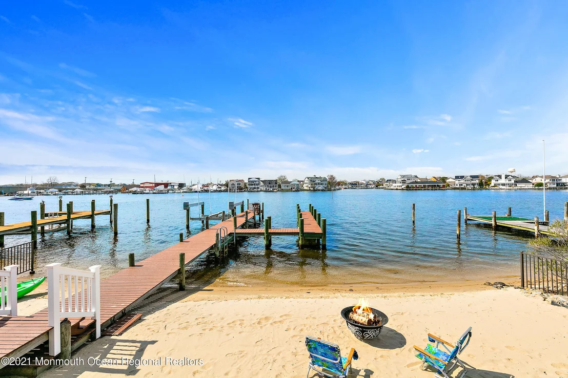 Photo of 770 North Drive