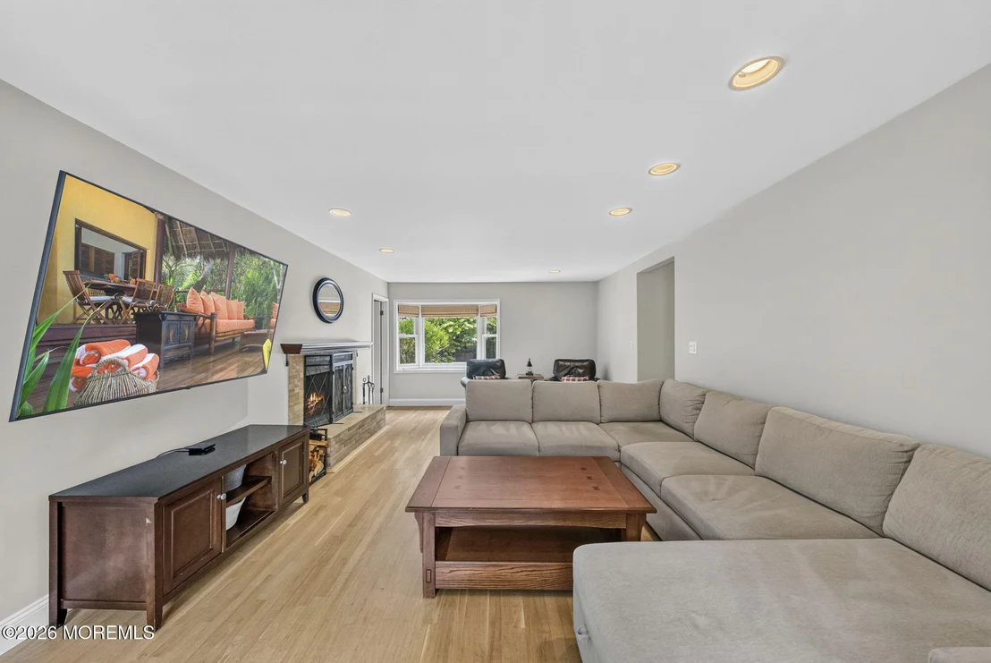 Photo of 146 Juniper Drive