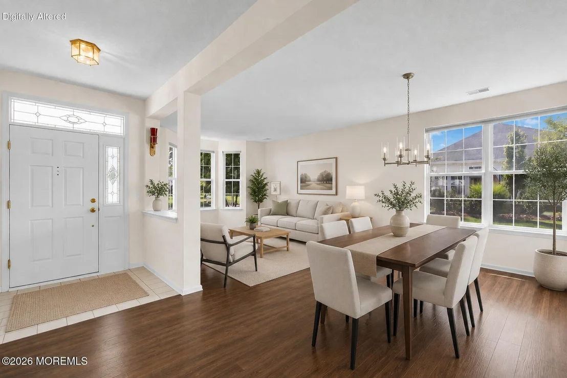 Photo of 2593 Collier Road