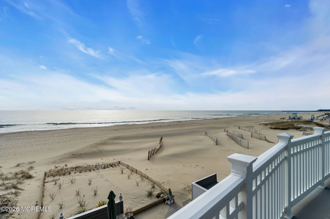 Photo of 55 Beachfront