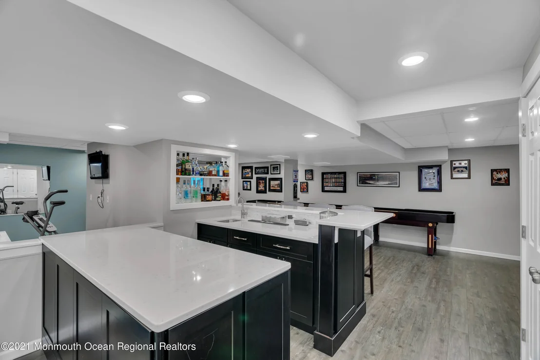 Photo of 7 River Edge Drive