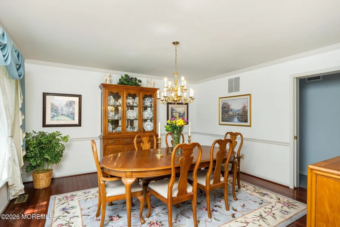 Photo of 4 Pine Tree Drive