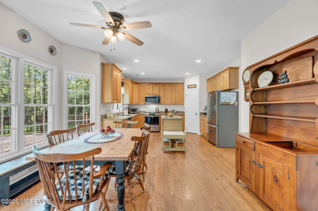 Photo of 2093 Overbrook Drive