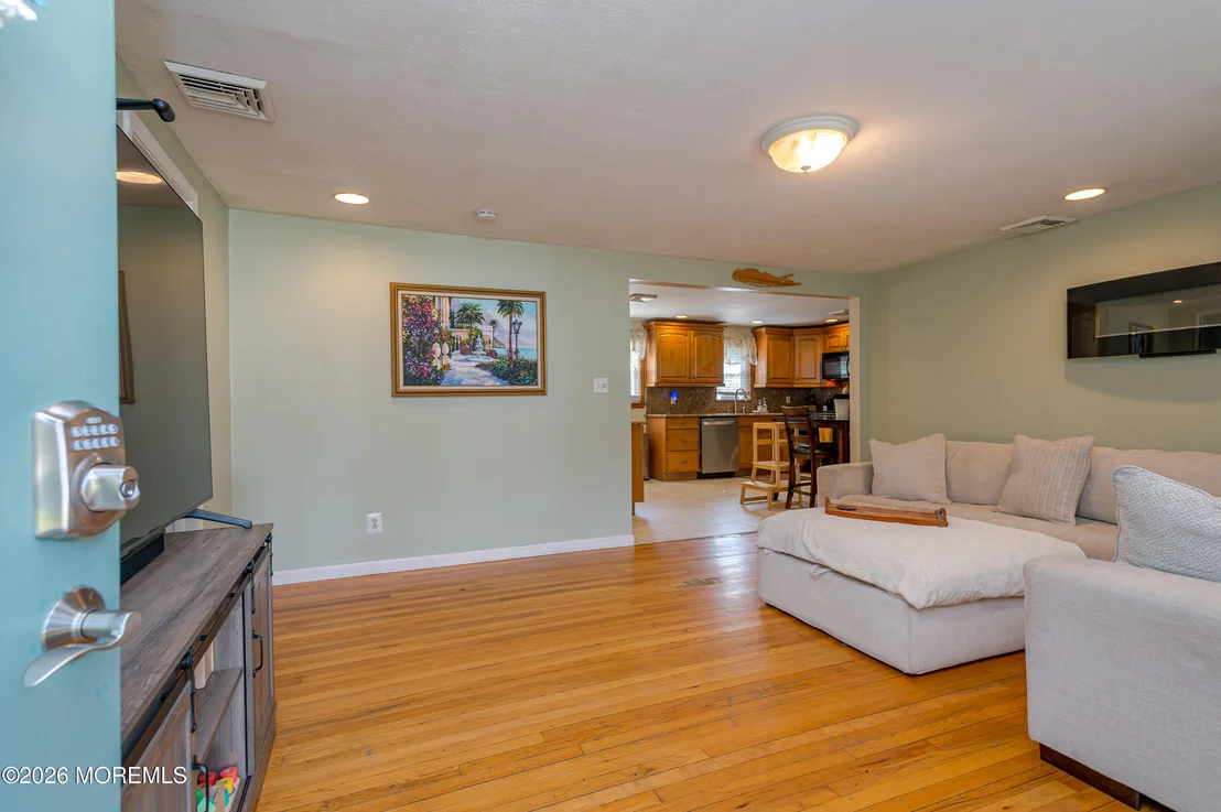 Photo of 535 Jackson Avenue