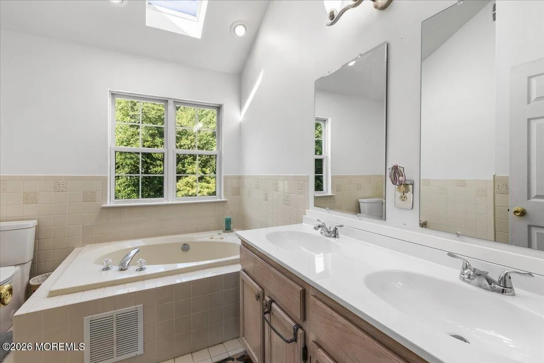 Photo of 48 Diamond Lane