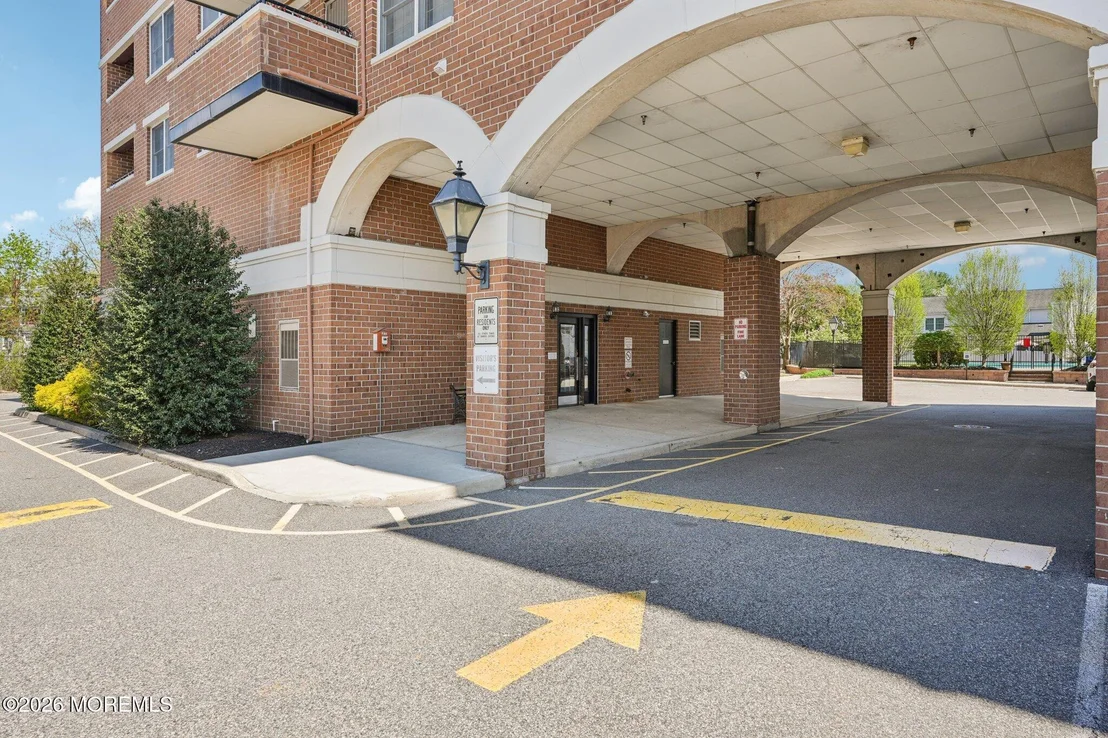 Photo of 44 Iron Forge Square