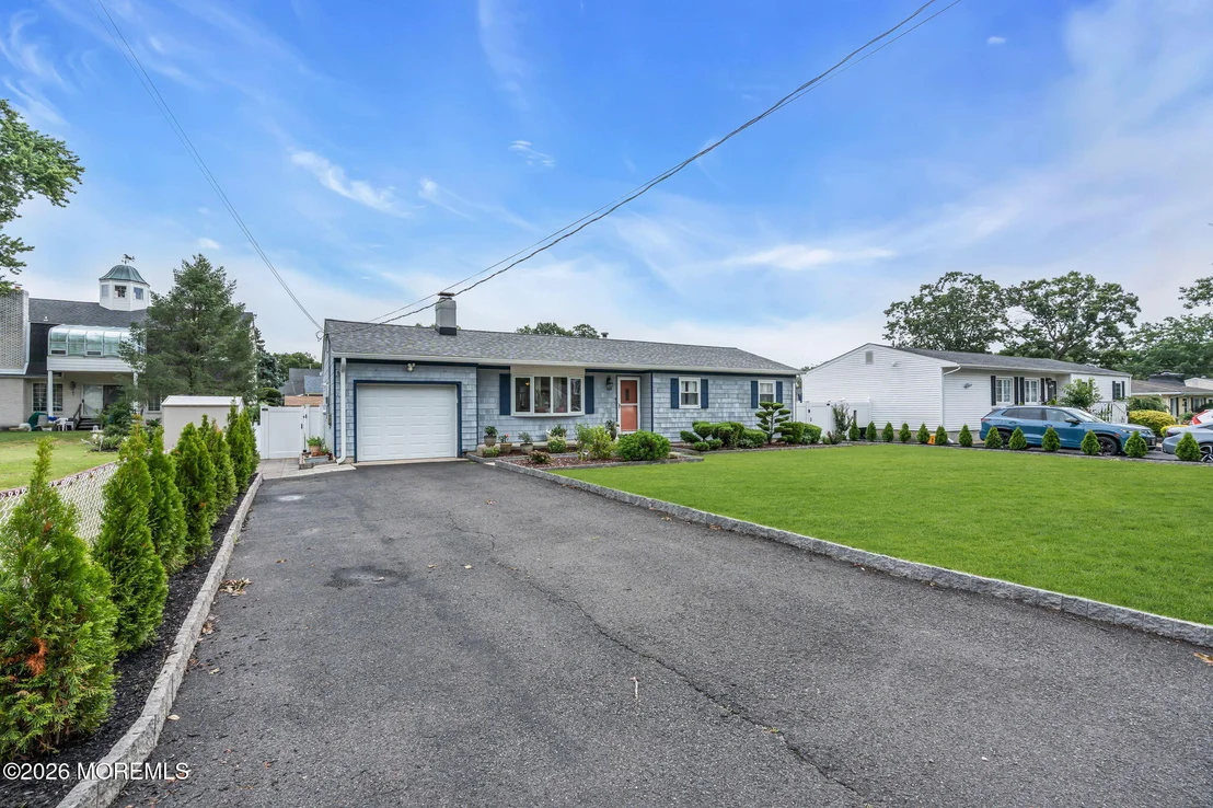 Photo of 289 Wisteria Drive