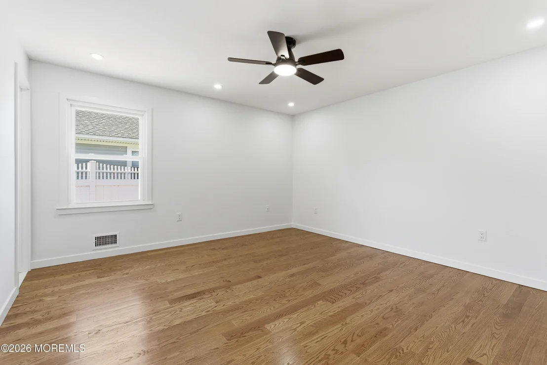 Photo of 52 Pomona Boulevard
